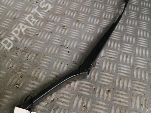 Used Front windshield wiper arm SEAT IBIZA IV (6J5, 6P1) 1.2 TDI (75 hp) 21635633