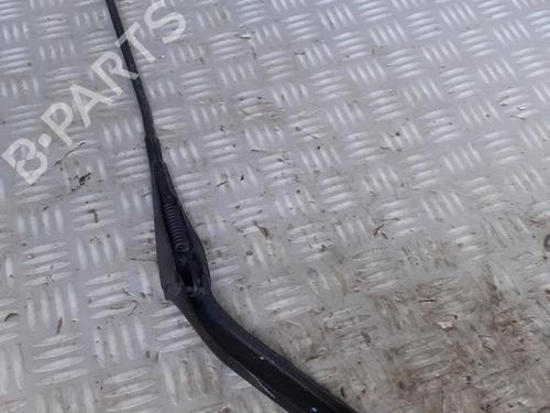 Used Front windshield wiper arm BMW 1 Coupe (E82) 120 d (177 hp) 17162795