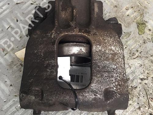 Used Right front brake caliper Right front brake caliper 30067740 30067740