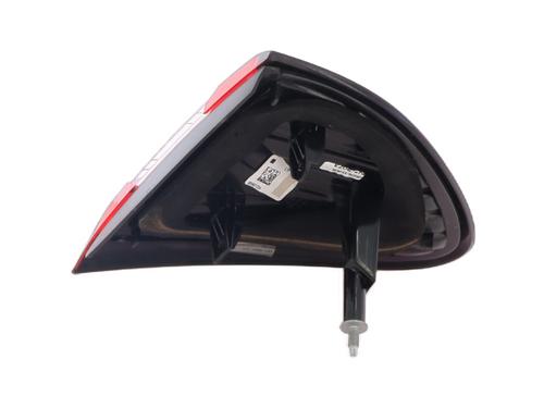 Used Left tailgate light Left tailgate light RENAULT CAPTUR I (J5_, H5_) 1.5 dCi 90 (J5N4, J5M5, J5MW, J5M6, J5AL, J5AJ) (90 hp) 33834454 33834454