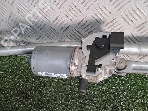 Used Front wiper motor LAND ROVER RANGE ROVER EVOQUE (L538) 2.2 D 4x4 (190 hp) 30077537