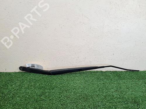 front-windshield-wiper-arm-renault-clio-iv-bh_-2012-2013-2014-2015-2016-2017-2018-2019-2020-2021-30068197 main image