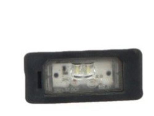 Éclairage de plaque d'immatriculation Éclairage de plaque d'immatriculation BMW X1 (F48) sDrive 18 d (150 hp) 36259118 36259118
