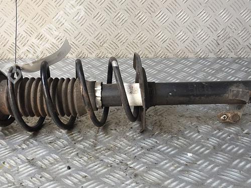 Used Left front shock absorber TOYOTA AYGO (_B1_) 1.0 (KGB10_, KGB10R) (68 hp) 30070476