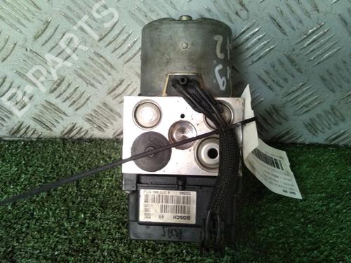 Used ABS pump TOYOTA COROLLA (_E12_) 1.4 D (NDE120_, NDE120R) (90 hp) 18544410