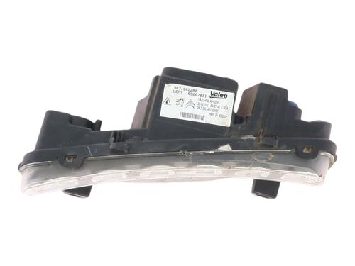 Used Left daytime light Left daytime light 38760648 38760648