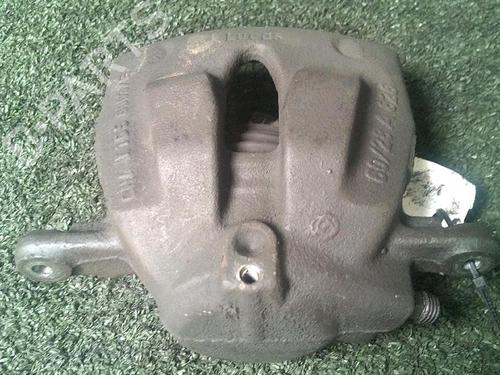 Used Right front brake caliper Right front brake caliper PEUGEOT 807 (EB_) 2.0 HDI (136 hp) 30066939 30066939
