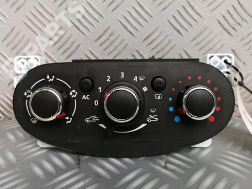 Used Climate control DACIA SANDERO II TCe 90 (B8M1, B8MA, B8AC) (90 hp) 11401293