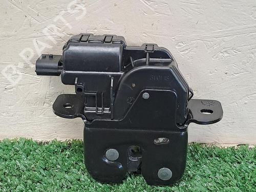 Tailgate lock RENAULT CLIO IV (BH_) 1.2 16V | BP29948315C101