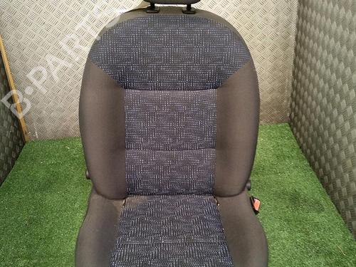 Sæde højre fortil RENAULT TWINGO II (CN0_) 1.2 (CN0D) (58 hp) 30072867