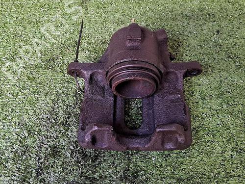 Used Right front brake caliper Right front brake caliper RENAULT LAGUNA I (B56_, 556_) 1.6 16V (B568, B561) (107 hp) 30067084 30067084