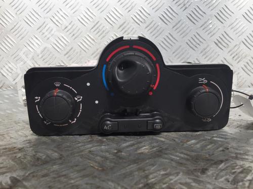Used Climate control Climate control RENAULT CLIO III (BR0/1, CR0/1) 1.5 dCi (C/BR0G, C/BR1G) (68 hp) 30069444 30069444