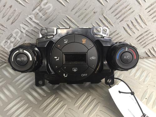 Used Climate control Climate control 29950701 29950701