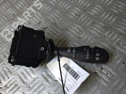 Used Steering column stalk RENAULT CLIO IV (BH_) 1.2 16V (73 hp) 11404926