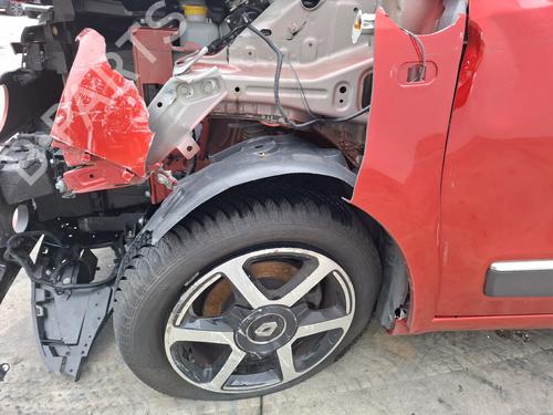 Brugte RENAULT TWINGO III (BCM_, BCA_) 0.9 TCe 90 (BCM9, BCM2) 4837194
