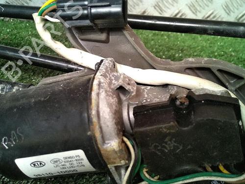 Used Front wiper motor KIA CARENS III MPV (UN) 2.0 CRDi 140 (140 hp) 30073781