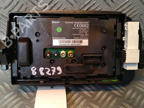 Used Display monitor RENAULT MEGANE III Grandtour (KZ0/1) 1.5 dCi (KZ09, KZ0D, KZ1G, KZ29, KZ14, KZ1W, KZ10, KZ1F,... (110 hp) 30070688