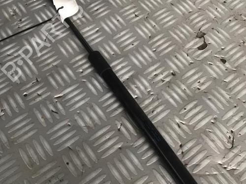 Used Tailgate lift support Tailgate lift support 30074413 30074413