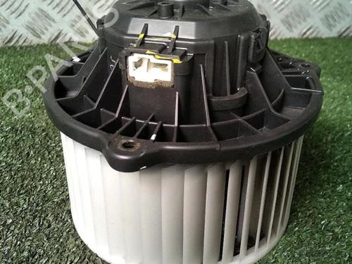 Used Heater blower motor Heater blower motor HYUNDAI i30 Estate (GD) 1.6 CRDi (110 hp) 29952550 29952550