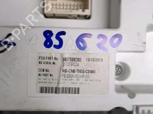 Used Instrument cluster PEUGEOT 308 II (LB_, LP_, LW_, LH_, L3_) 1.6 HDi (92 hp) 30069916