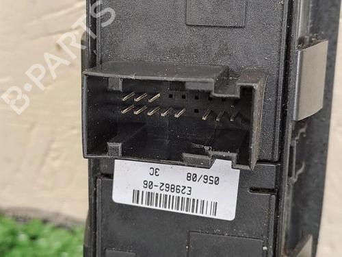 Used Left front window switch CITROËN JUMPY II Van [2007-2016]  30068249