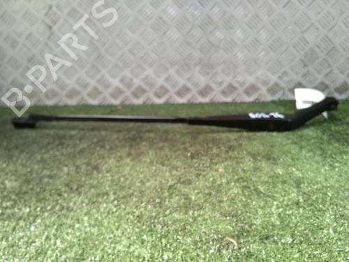 Used Front windshield wiper arm Front windshield wiper arm 30073018 30073018