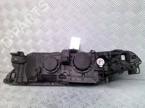 Used Right headlight Right headlight 30075142 30075142