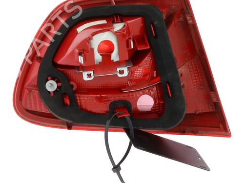 Used Right tailgate light Right tailgate light SEAT IBIZA IV ST (6J8, 6P8) 1.6 TDI (90 hp) 31013073 31013073