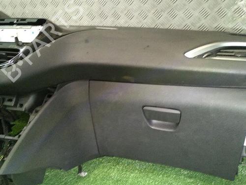 Instrumentbræt PEUGEOT 208 I (CA_, CC_) 1.6 HDi (92 hp) 30066264