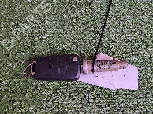 Used Ignition barrel MERCEDES-BENZ A-CLASS (W168) A 170 CDI (168.009, 168.109) (95 hp) 24137391