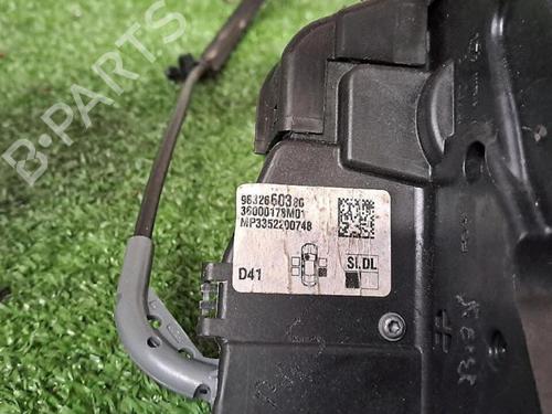 rear-right-lock-ds-ds-4-ii-fr_-fb_-f3_-fp_-2021-30077033 main image