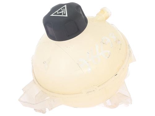 expansion-tank-peugeot-3008-ii-suv-mc_-mr_-mj_-m4_-2016-32351918 main image