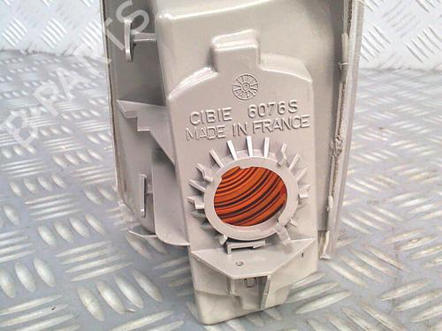 Used Right front indicator RENAULT 25 (B29_) [1984-1993]  30065644