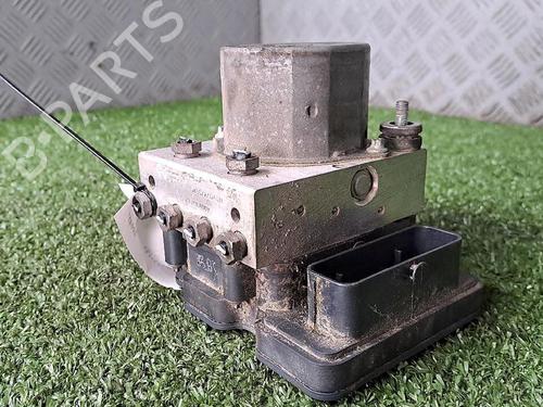 Used ABS pump MERCEDES-BENZ GLA-CLASS (X156) GLA 200 CDI / d (156.908) (136 hp) 30076702