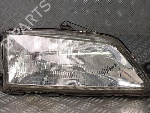Højre forlygte PEUGEOT 306 Hatchback (7A, 7C, N3, N5) 1.4 (75 hp) 30070415