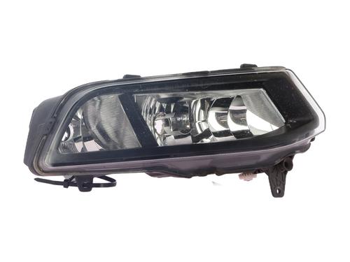 Used Right front fog light VW POLO V (6R1, 6C1) 1.4 TDI (75 hp) 31813053