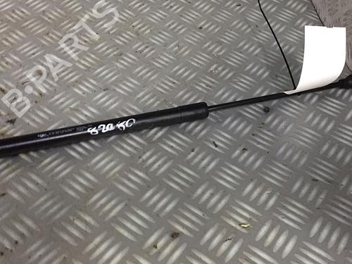 Used Tailgate lift support PEUGEOT 308 II (LB_, LP_, LW_, LH_, L3_) 1.6 HDi / BlueHDi 115 (115 hp) 30072633