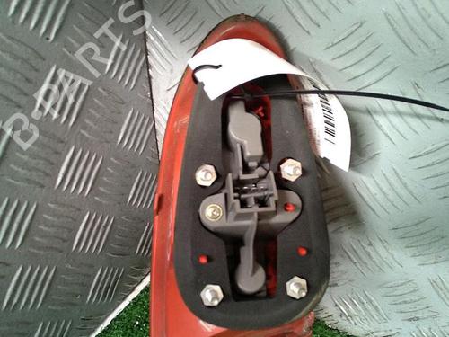 Højre baglygte ALFA ROMEO 147 (937_) 1.9 JTD (937.AXD1A, 937.BXD1A, 937.AXV1A, 937.BXB1A,... (115 hp) 30074072