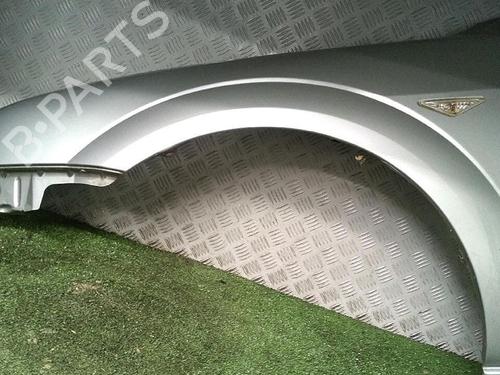 Used Left front fenders FORD MONDEO III (B5Y) 1.8 16V (125 hp) 30076021