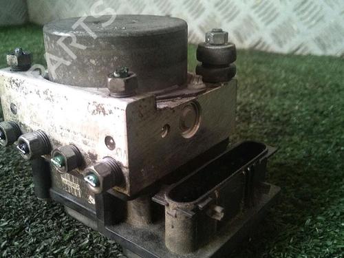 Used ABS pump RENAULT CLIO III (BR0/1, CR0/1) 1.5 dCi (75 hp) 29952751