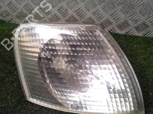Used Right front indicator Right front indicator VW PASSAT B5 (3B2) 1.9 TDI (110 hp) 30073219 30073219