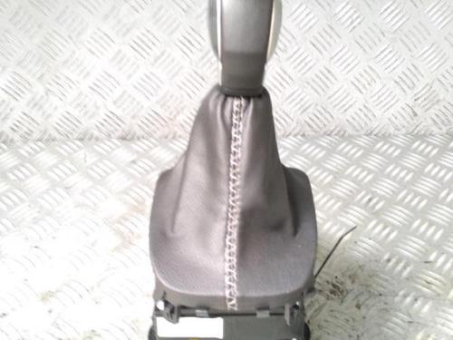Used Gear lever Gear lever CITROËN C3 III (SX) 1.2 THP 110 (SXHNPS, SXHNZT, SXHNZ6) (110 hp) 30070603 30070603