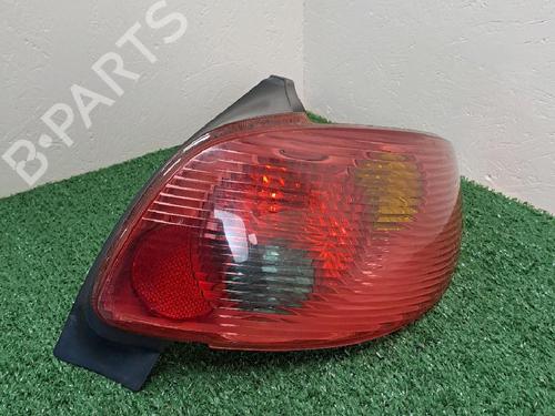 Højre baglygte PEUGEOT 206 Hatchback (2A/C) 1.4 HDi eco 70 (68 hp) 24520642