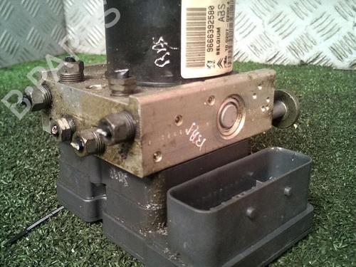 ABS pump CITROËN C3 II (SC_) 1.6 HDi | BP29951719M43  - Image 8