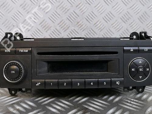 Used Radio MERCEDES-BENZ B-CLASS Sports Tourer (W245) B 180 CDI (245.207) (109 hp) 30068756