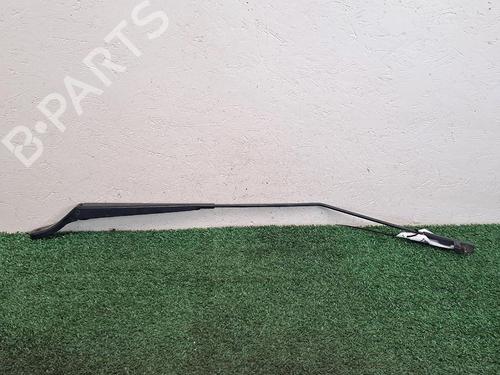 Used Front windshield wiper arm Front windshield wiper arm 29949042 29949042