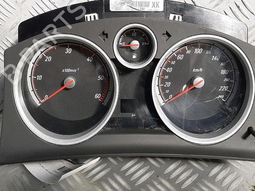 Used Instrument cluster OPEL ZAFIRA / ZAFIRA FAMILY B (A05) 1.7 CDTI (M75) (125 hp) 30069751