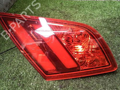 left-tailgate-light-peugeot-308-ii-lb_-lp_-lw_-lh_-l3_-2013-2014-2015-2016-2017-2018-2019-2020-2021-29951114 main image