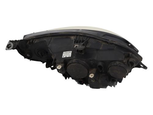 right-headlight-fiat-tipo-saloon-356_-357_-2015-39986882 main image