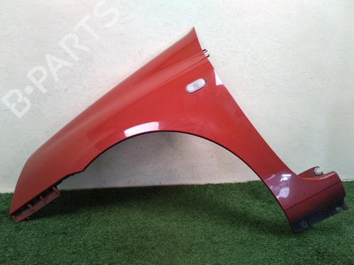 Guarda-lamas esquerdo RENAULT CLIO II (BB_, CB_) 1.2 LPG (58 hp) 33210163